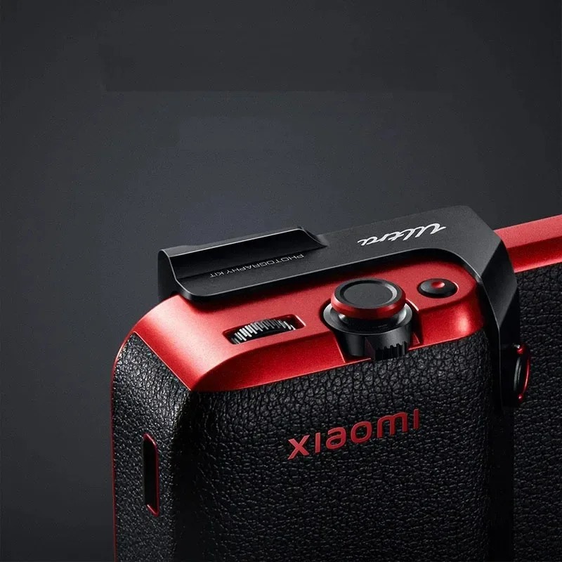 حافظة حماية أصلية من شاومي لها - مراجعة Photography Xiaomi 15 وسعره